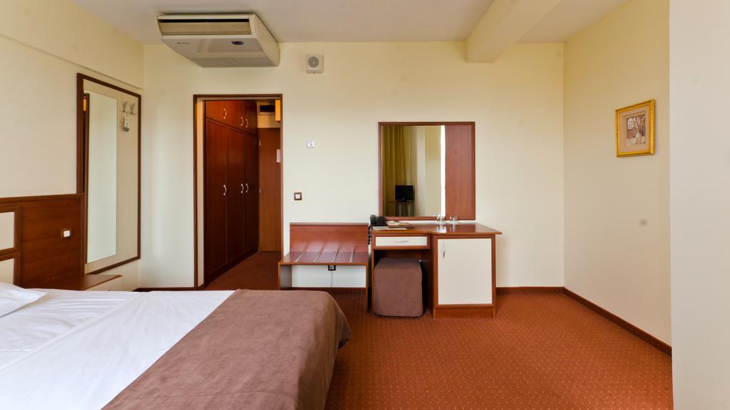 Nadejda Hotel صوفيا المظهر الخارجي الصورة